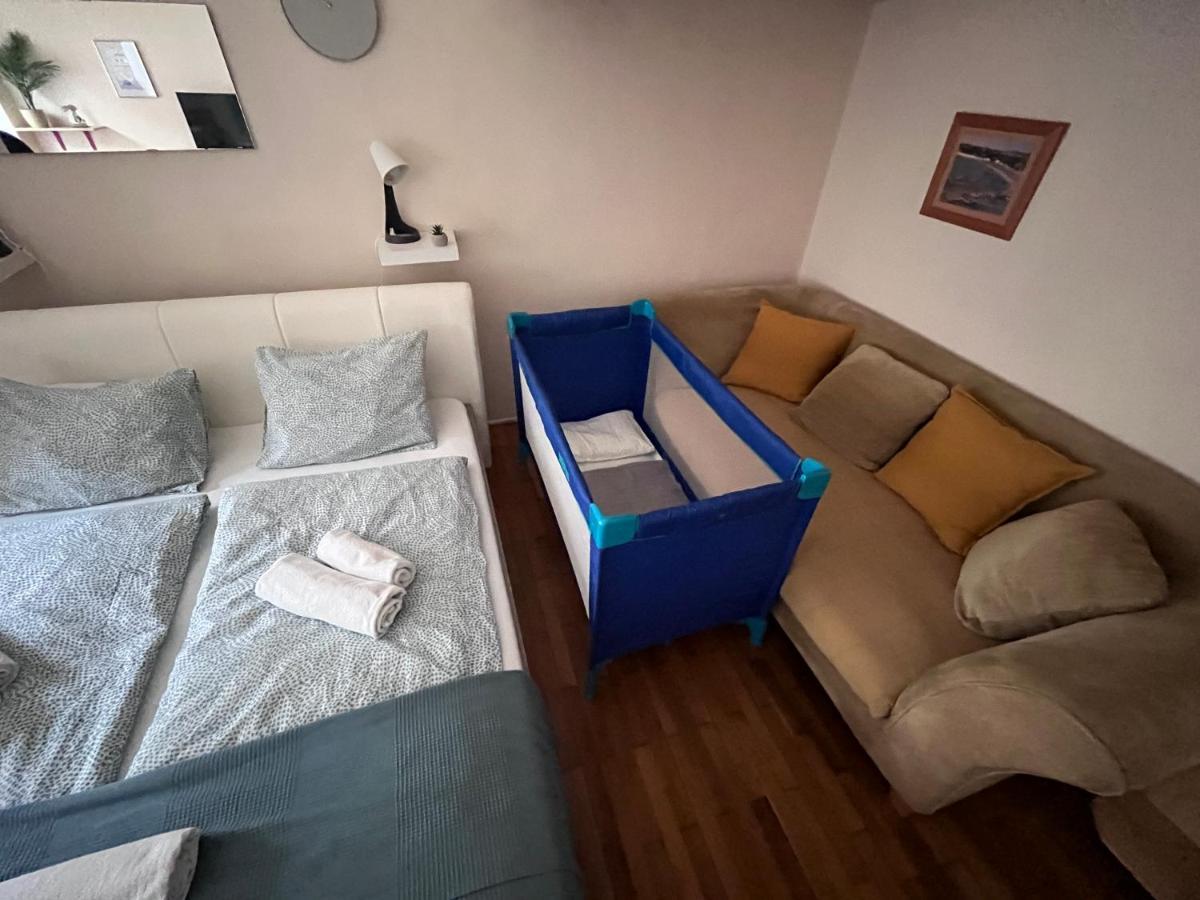 V57 Apartment Oktogon Budapest Bagian luar foto
